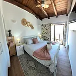 Mandalena Retreat Majestic Veiws